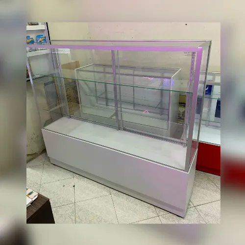 Vitrina mostrador con almacen